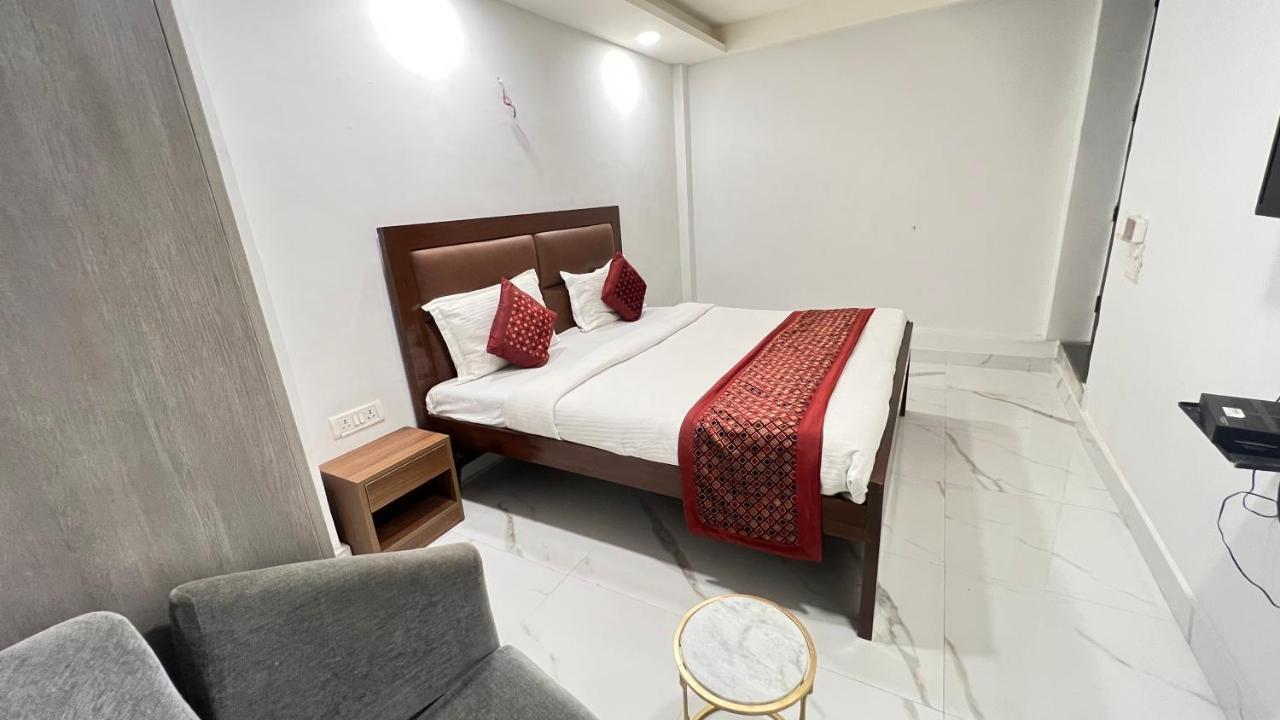 Bed and Breakfast The Dream House à New Delhi Extérieur photo