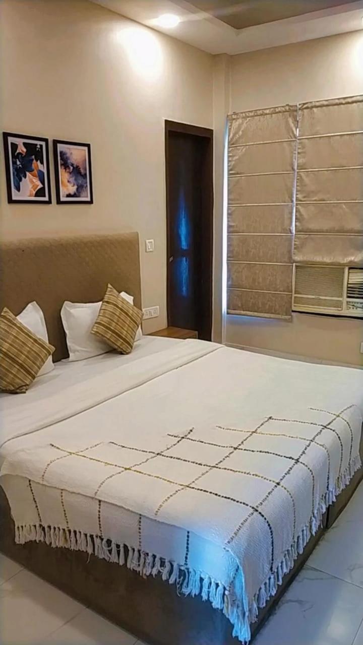 Bed and Breakfast The Dream House à New Delhi Extérieur photo